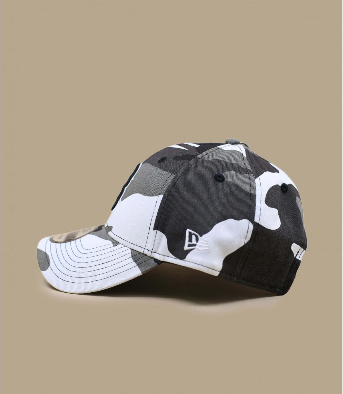 NEW ERA Casquette AOP Camo Print 940 Boston – Image 3