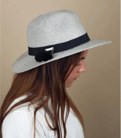 Seeberger Fedora In Shiny Braid Light Grey