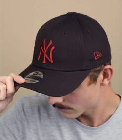 NEW ERA League Ess 3930 NY Brown Red