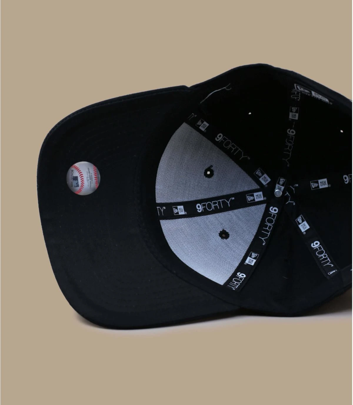 NEW ERA Mettallic 9Forty LA – Image 6