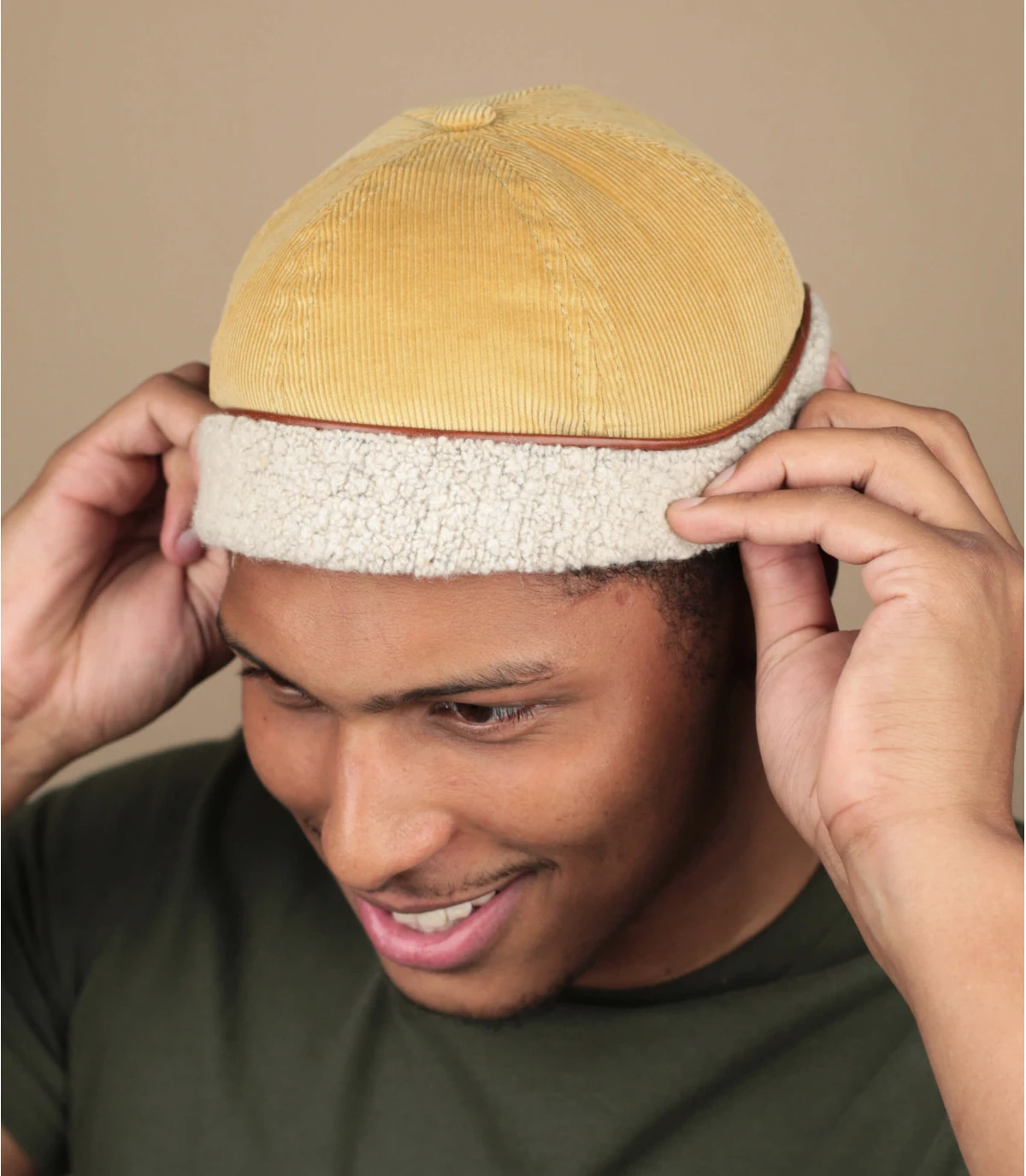 Miki Corduroy & Fleece Sand