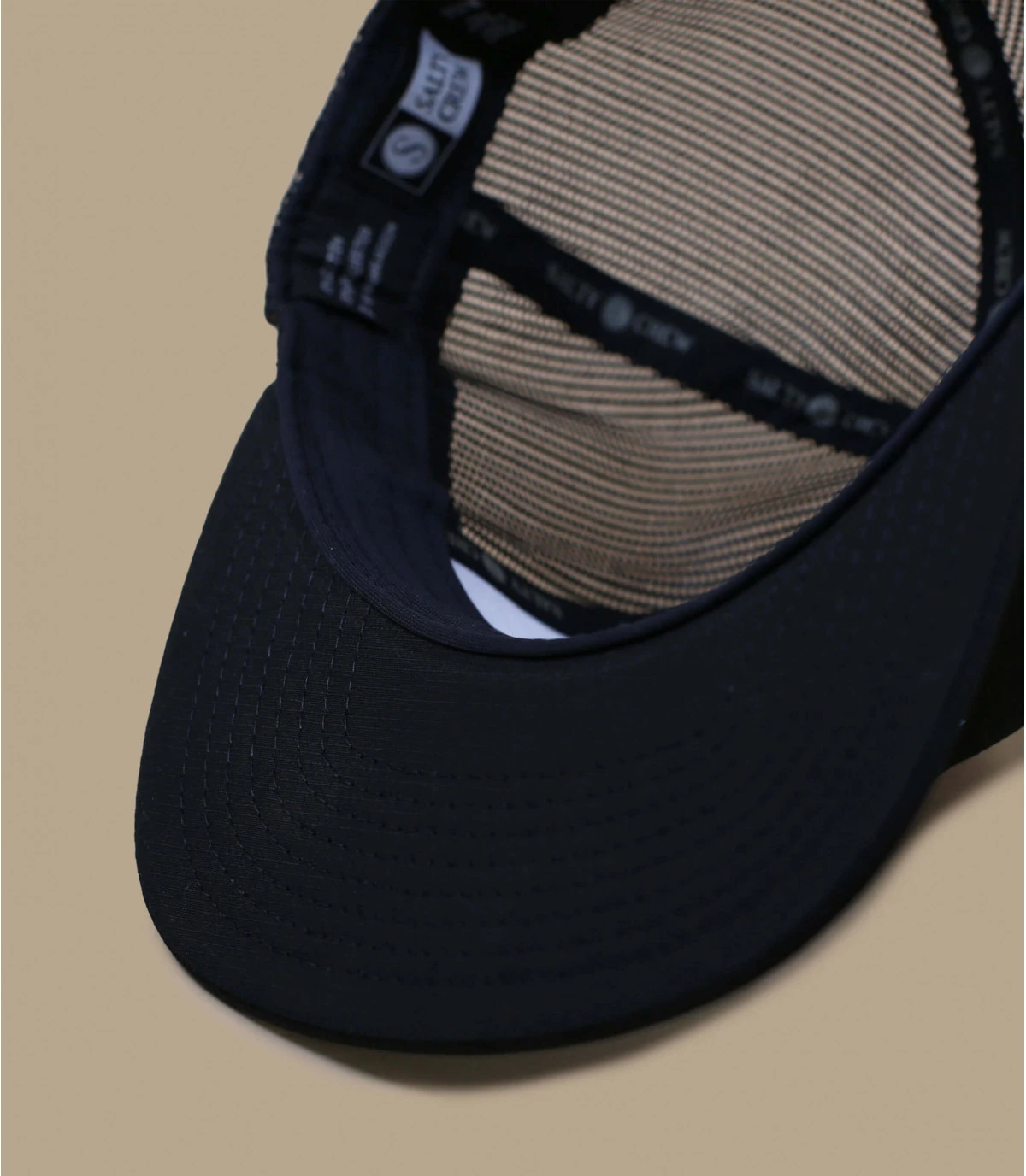 Salty Crew Skipjack Snapback Trucker Black – Image 6