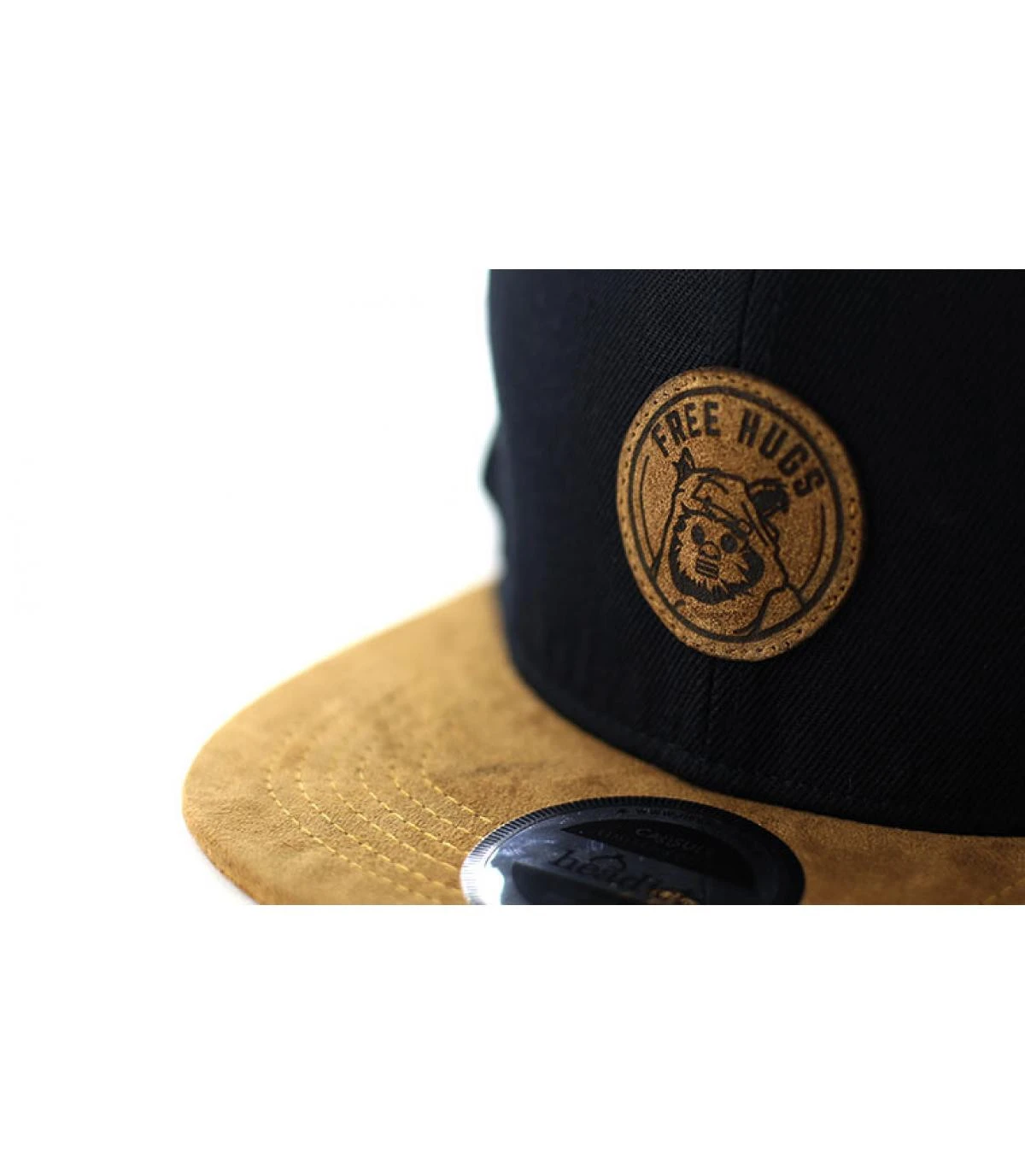Snapback Free Hugs Black Suede – Image 3