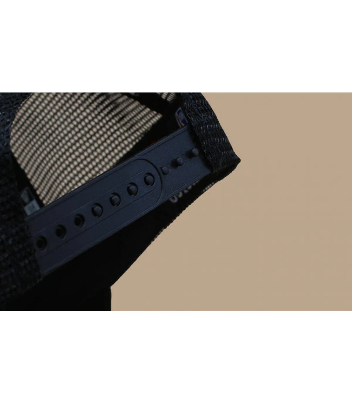 NEW ERA Trucker BOB Bulls – Image 5